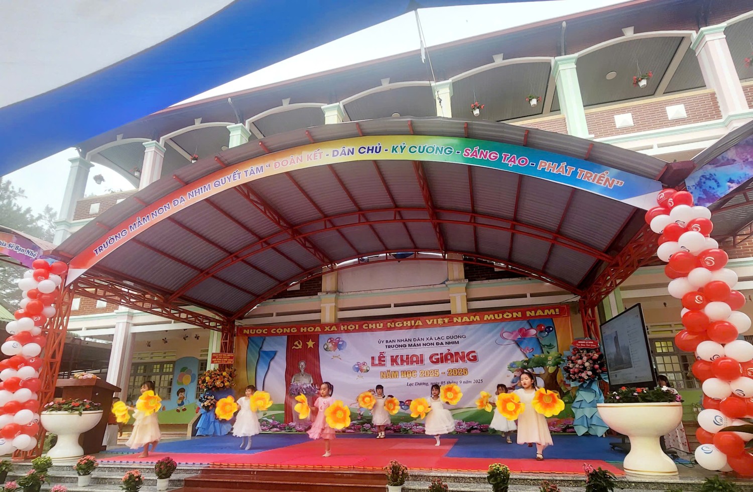 Trường Mầm non Đạ Nhim tưng bừng khai giảng năm học mới 2025 – 2026